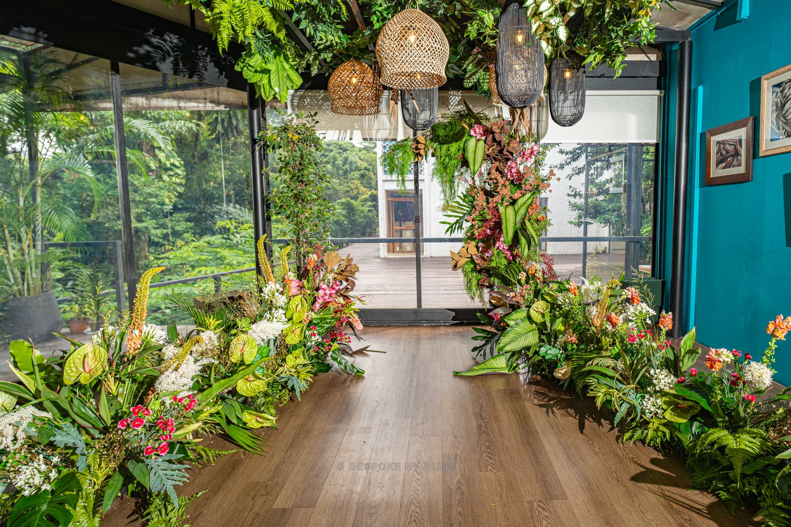 Entrance styling in green, pink and teal